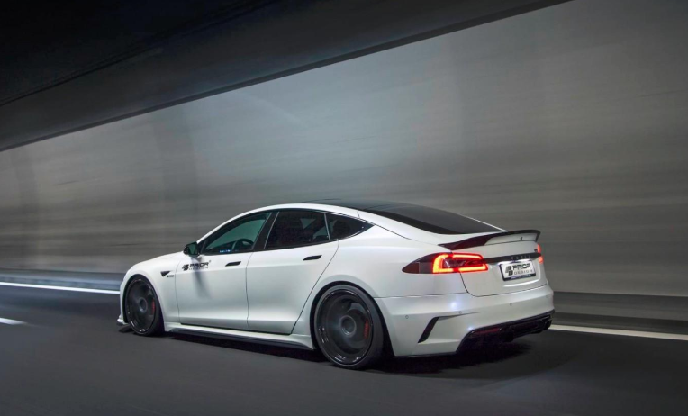 特斯拉modelx100d價(jià)格是多少？它和p100d有什么區(qū)別？