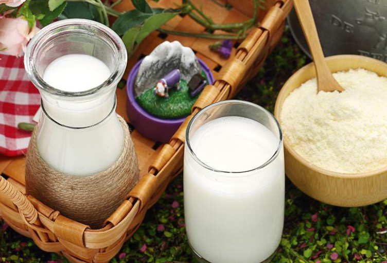 愛(ài)他美白金版真的好嗎？愛(ài)他美奶粉怎么沖？